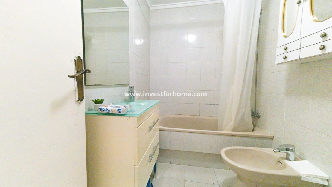 Reventa - Apartamento - Torrevieja - Playa del Cura