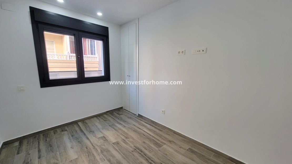 Reventa - Apartamento - Torrevieja - Playa del Cura