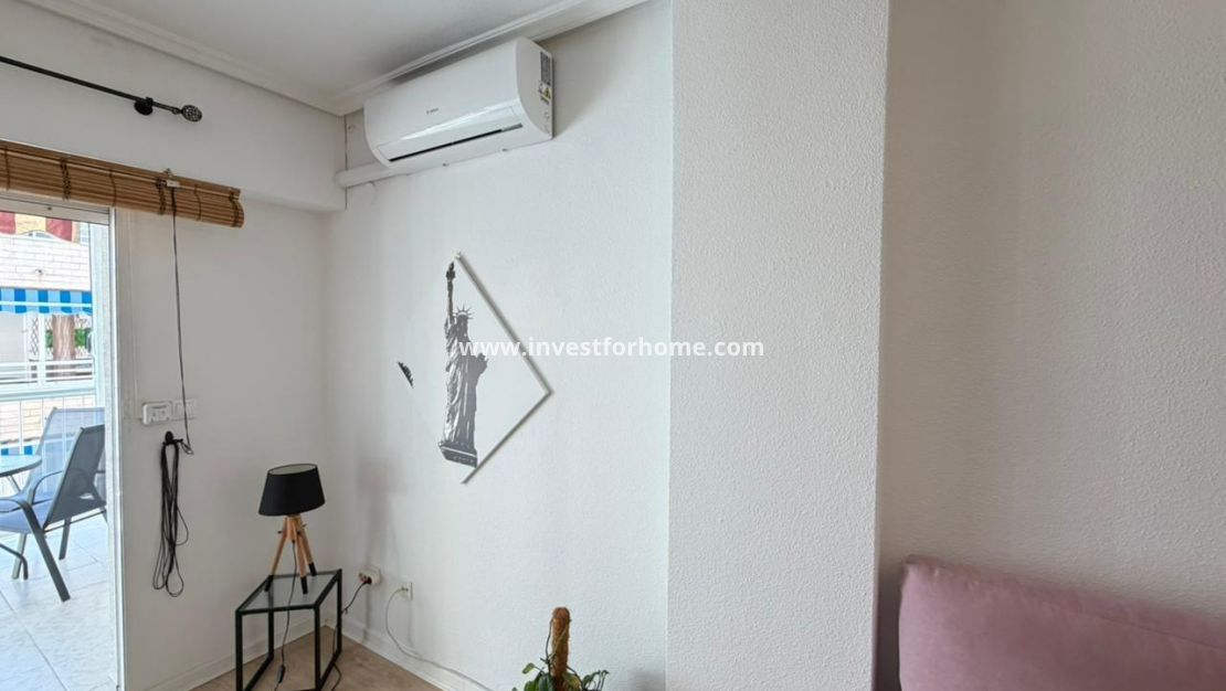 Reventa - Apartamento - Torrevieja - Playa del Cura