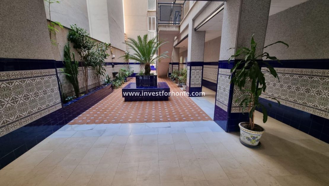 Reventa - Apartamento - Torrevieja - Playa del Cura