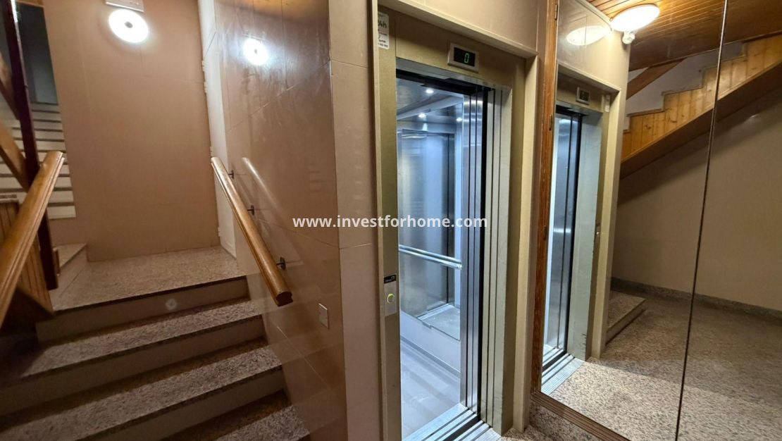 Reventa - Apartamento - Torrevieja - Playa del Cura