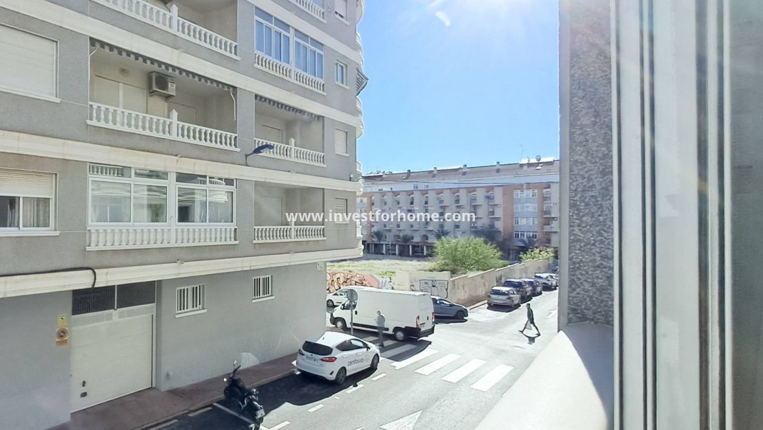Reventa - Apartamento - Torrevieja - Playa del Cura