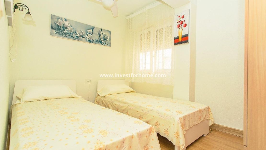 Reventa - Apartamento - Torrevieja - Playa del Cura