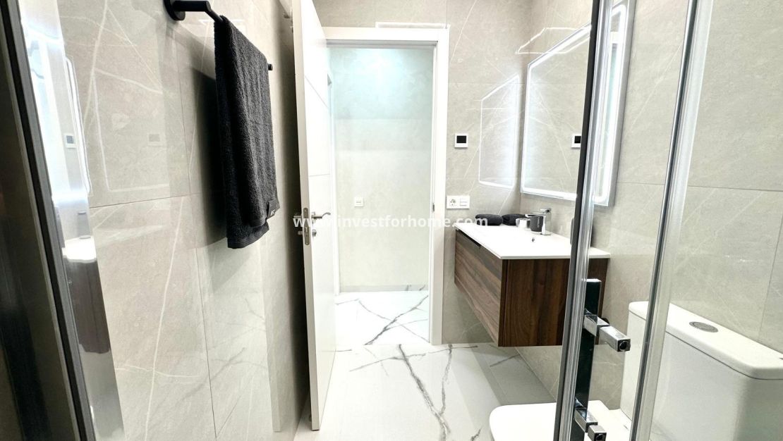 Reventa - Apartamento - Torrevieja - Playa del Cura