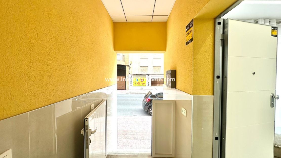 Reventa - Apartamento - Torrevieja - Playa del Cura