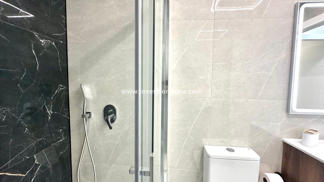 Reventa - Apartamento - Torrevieja - Playa del Cura