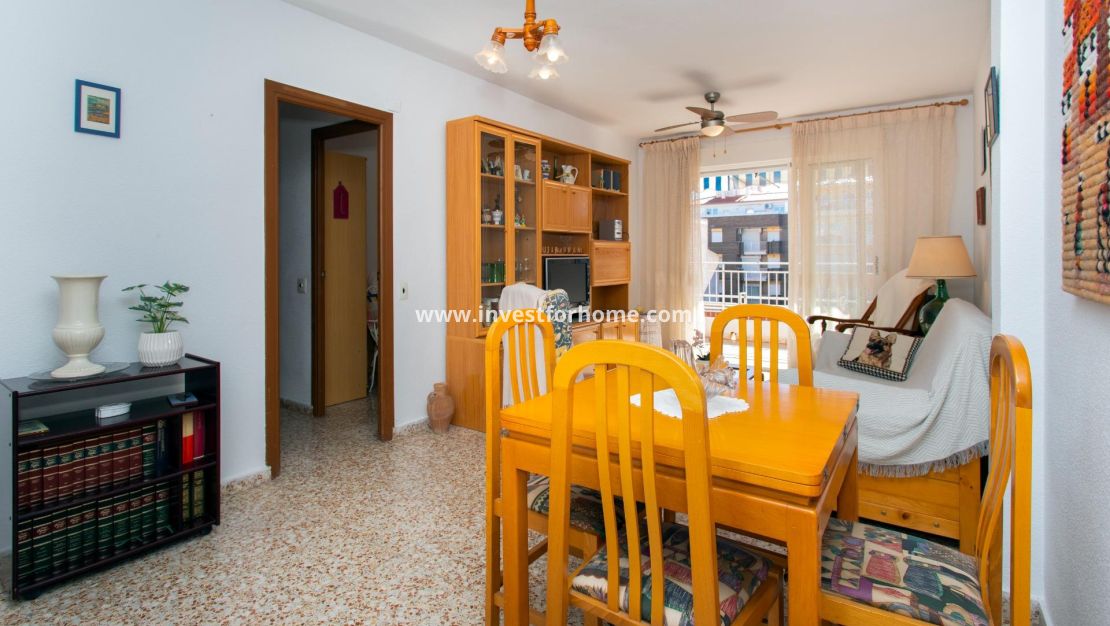 Reventa - Apartamento - Torrevieja - Playa del Cura