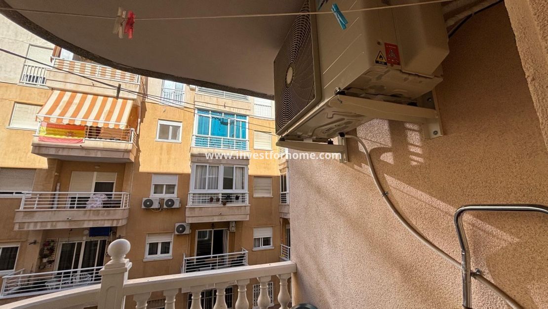 Reventa - Apartamento - Torrevieja - Playa del Cura