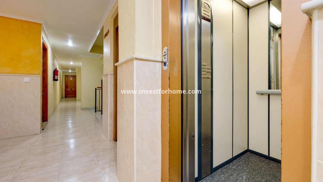 Reventa - Apartamento - Torrevieja - Playa del Cura