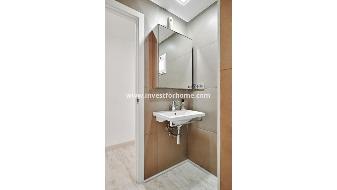 Reventa - Apartamento - Torrevieja - Playa del Cura