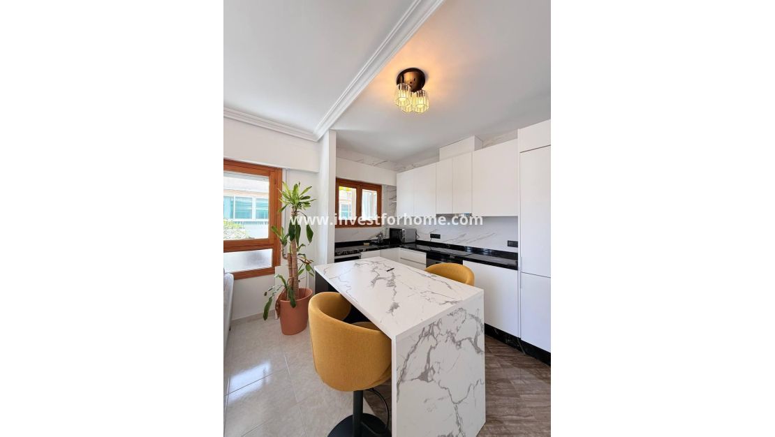 Reventa - Apartamento - Torrevieja - Playa del Cura