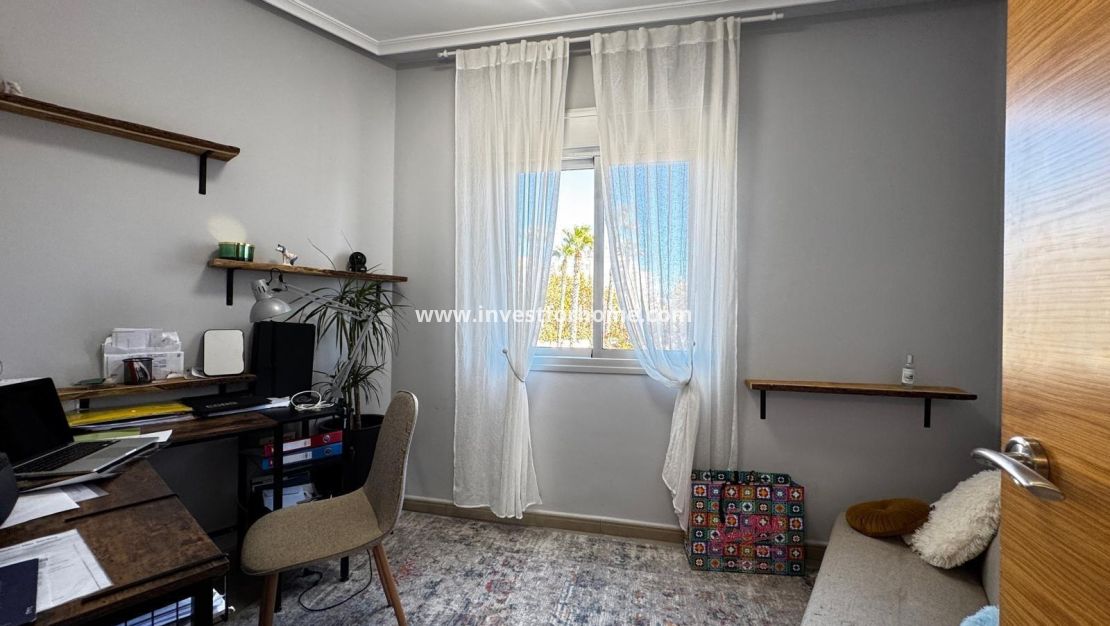 Reventa - Apartamento - Torrevieja - Playa del Cura
