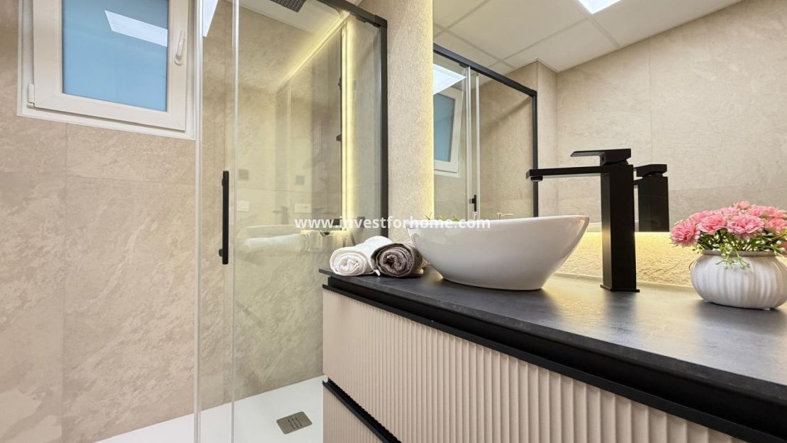 Reventa - Apartamento - Torrevieja - Playa del Cura