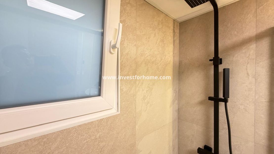 Reventa - Apartamento - Torrevieja - Playa del Cura