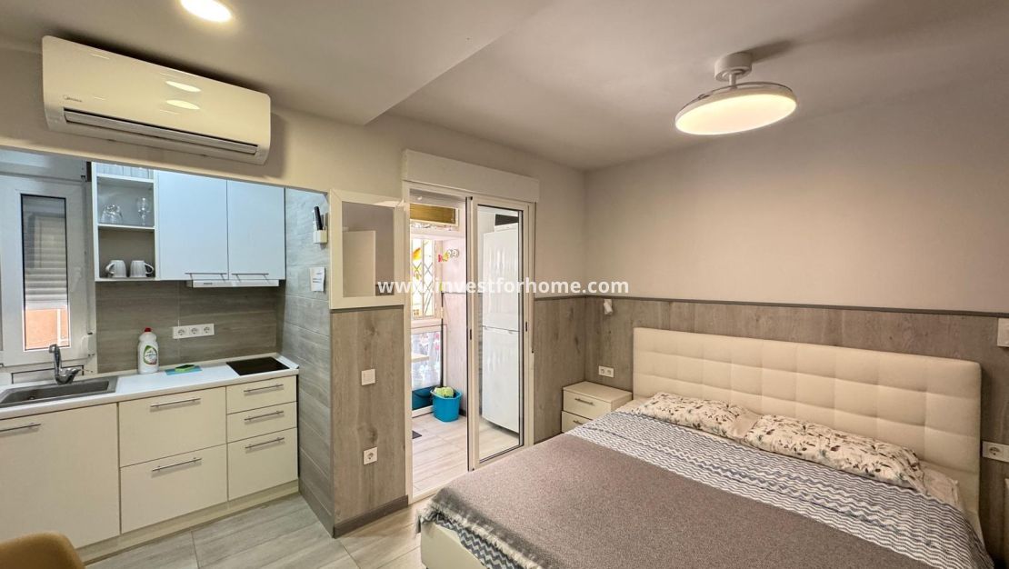Reventa - Apartamento - Torrevieja - Playa del Cura