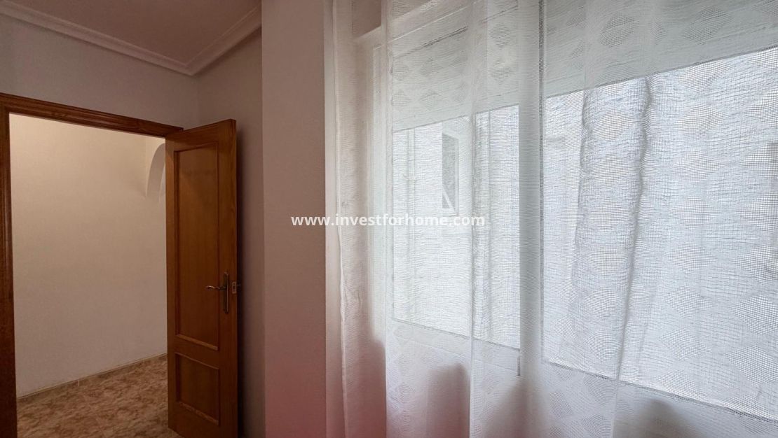 Reventa - Apartamento - Torrevieja - Playa del Cura