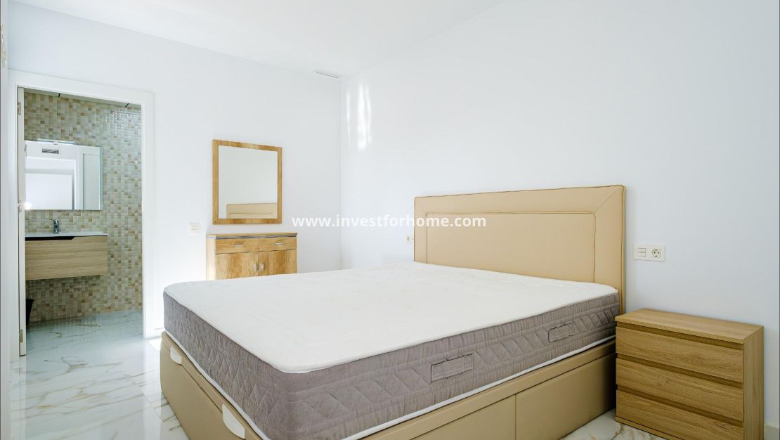 Reventa - Apartamento - Torrevieja - Playa del Cura