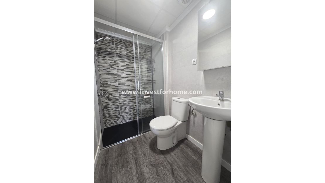Reventa - Apartamento - Torrevieja - Playa del Cura
