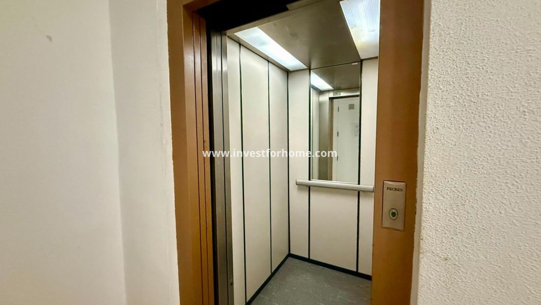 Reventa - Apartamento - Torrevieja - Playa del Cura