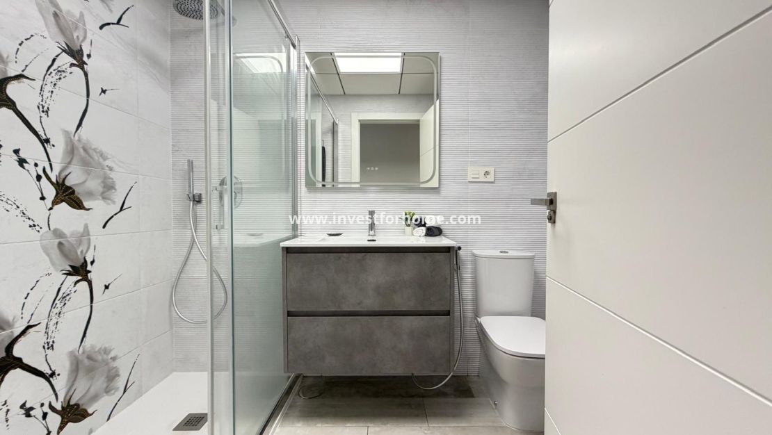 Reventa - Apartamento - Torrevieja - Playa del Cura