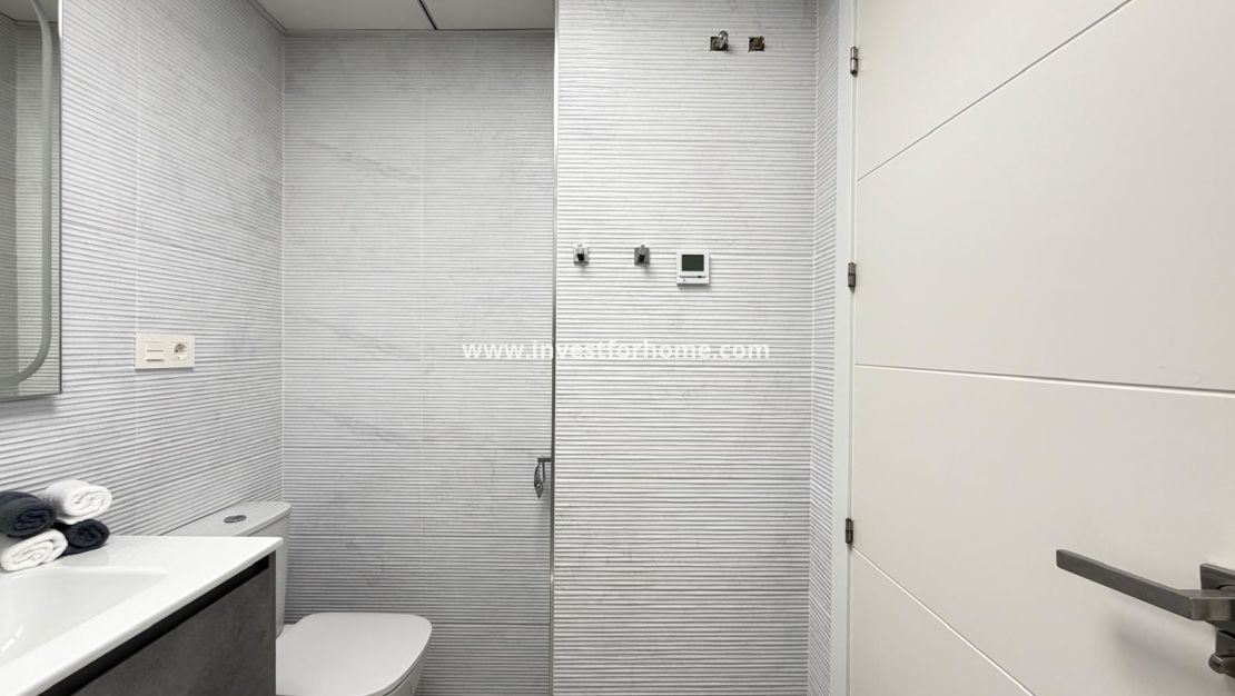 Reventa - Apartamento - Torrevieja - Playa del Cura
