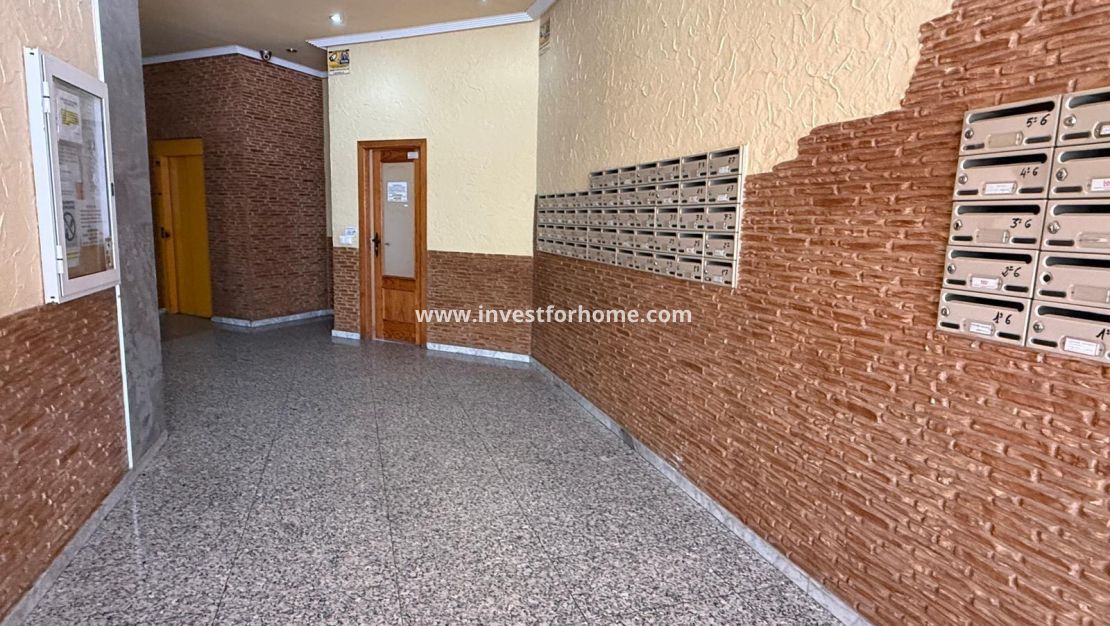Reventa - Apartamento - Torrevieja - Playa del Cura