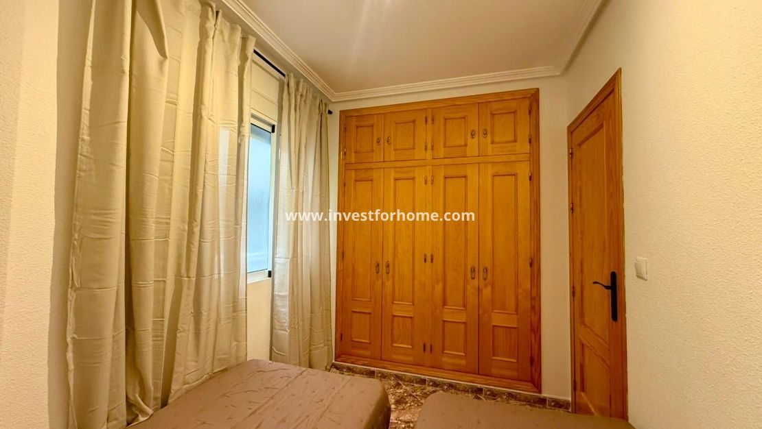 Reventa - Apartamento - Torrevieja - Playa del Cura