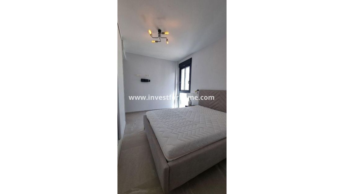 Reventa - Apartamento - Torrevieja - Playa del Cura