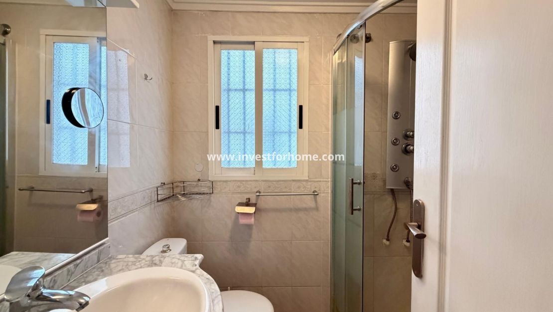 Reventa - Apartamento - Torrevieja - Playa del Cura