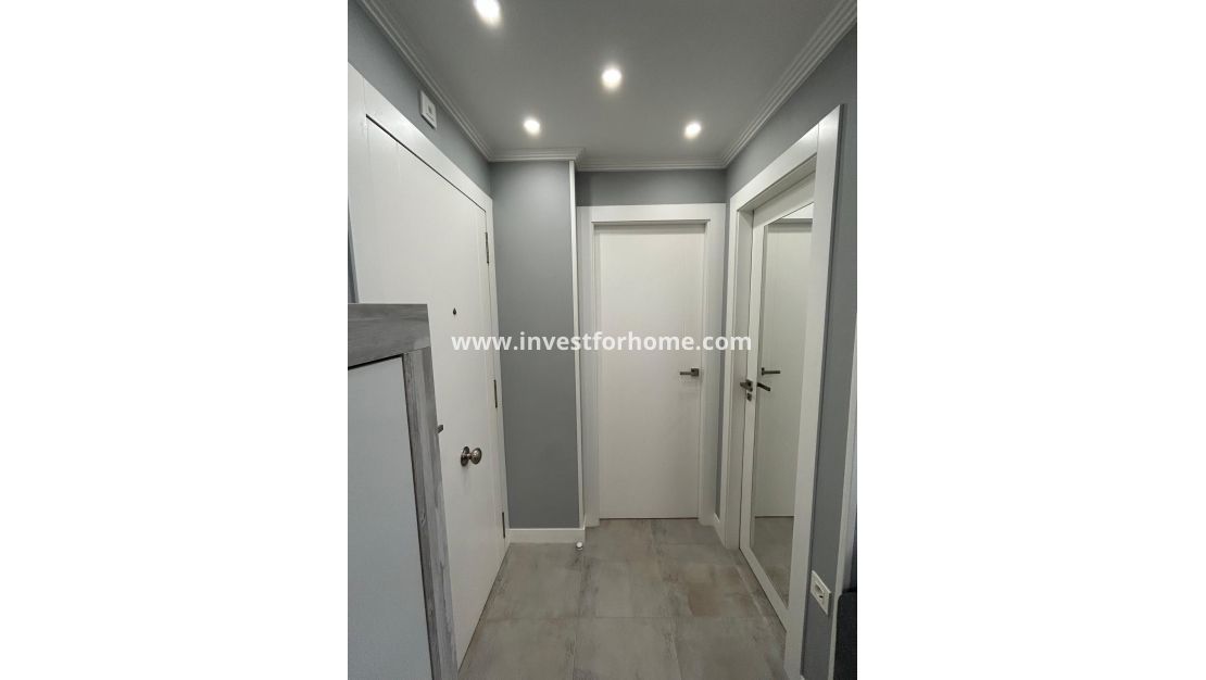 Reventa - Apartamento - Torrevieja - Playa del Cura