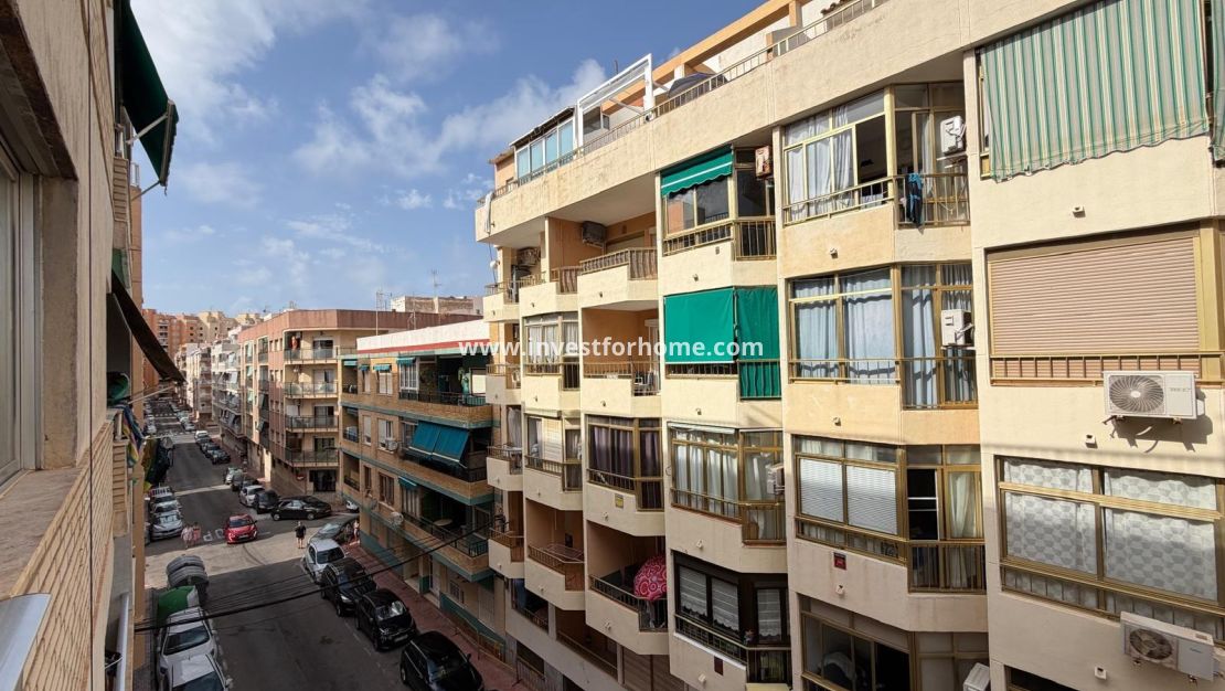 Reventa - Apartamento - Torrevieja - Playa del Cura