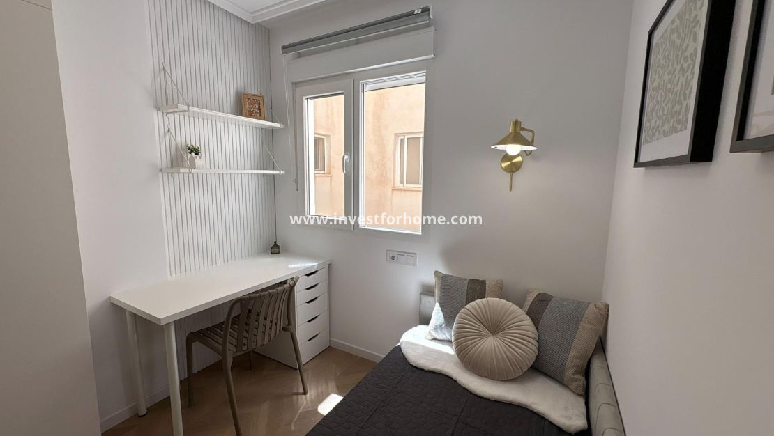 Reventa - Apartamento - Torrevieja - Playa del Cura
