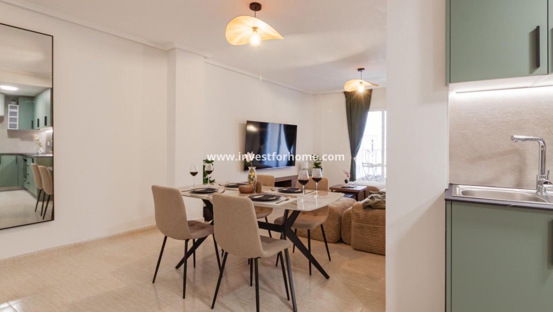 Reventa - Apartamento - Torrevieja - Playa del Cura