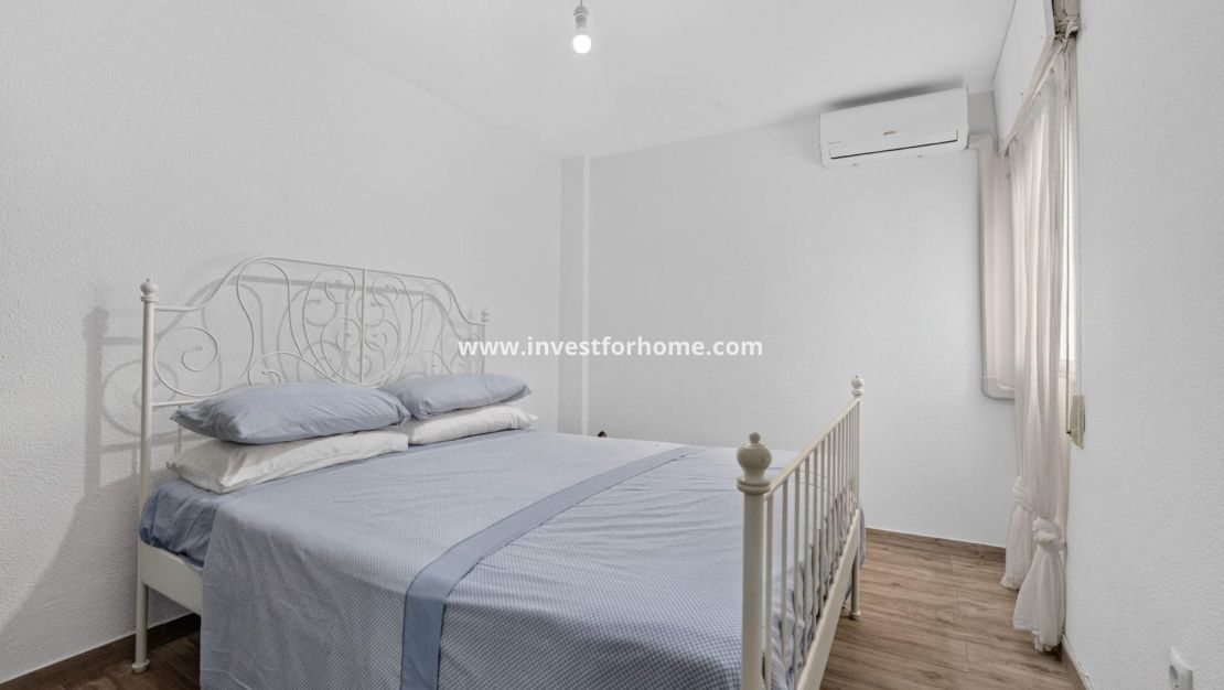 Reventa - Apartamento - Torrevieja - Playa del Cura