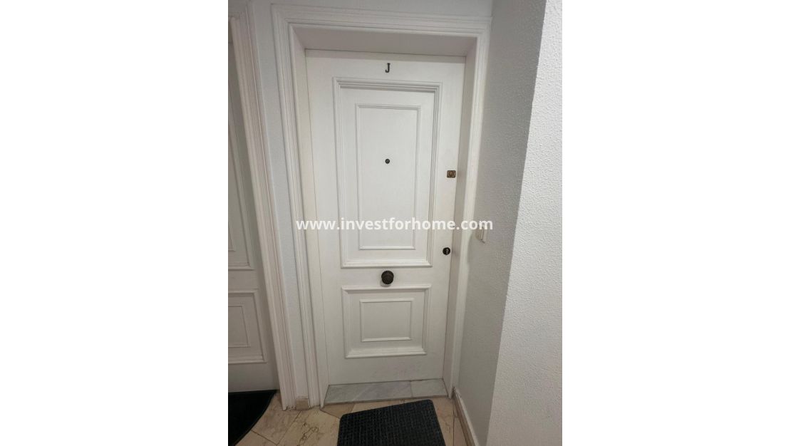 Reventa - Apartamento - Torrevieja - Playa del Cura