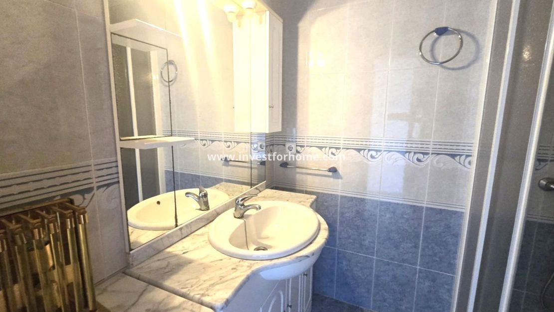 Reventa - Apartamento - Torrevieja - Puerto Deportivo Marina Salinas