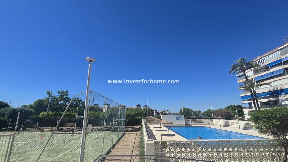 Reventa - Apartamento - Torrevieja - Puerto Deportivo Marina Salinas