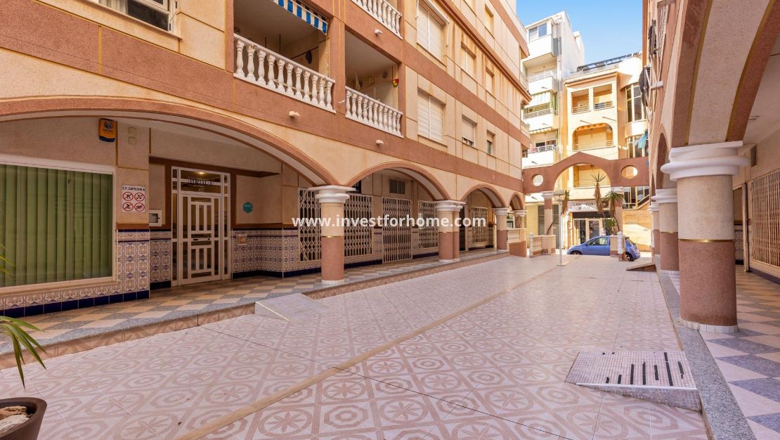 Reventa - Apartamento - Torrevieja - Torrelamata - La Mata