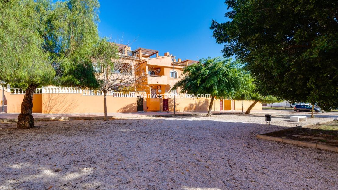 Reventa - Bungalow - Torrevieja - aguas nuevas