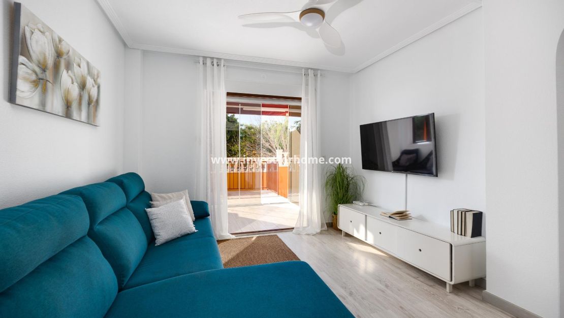 Reventa - Bungalow - Torrevieja - aguas nuevas