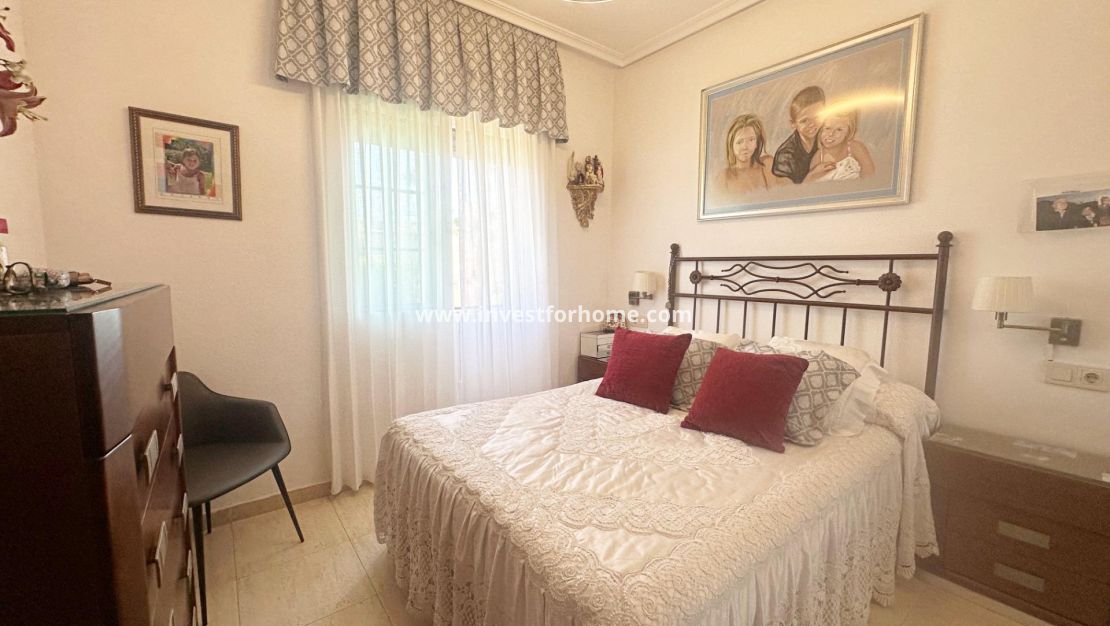 Reventa - Bungalow - Torrevieja - Nueva Torrevieja - Aguas Nuevas