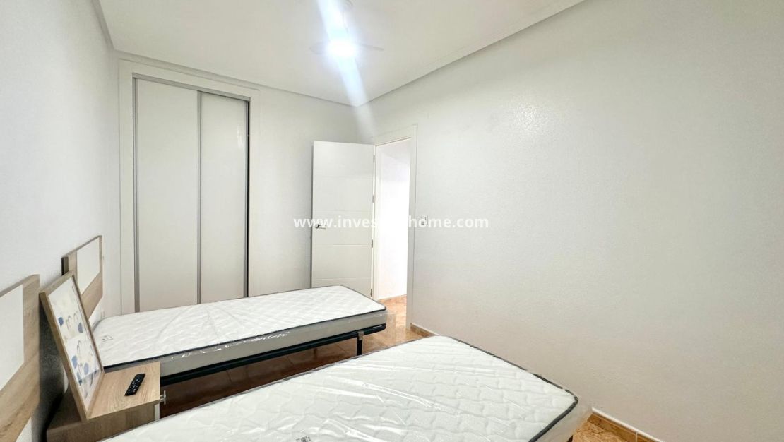 Reventa - Bungalow - Torrevieja - Playa de los Locos