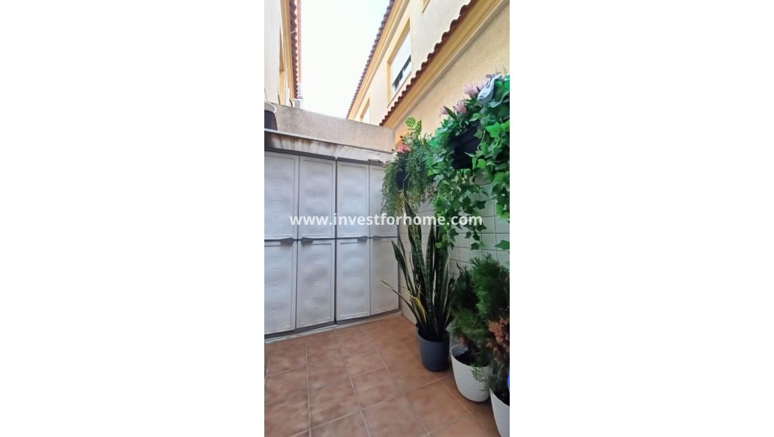 Reventa - Casa - Guardamar del Segura - Urbanizaciones