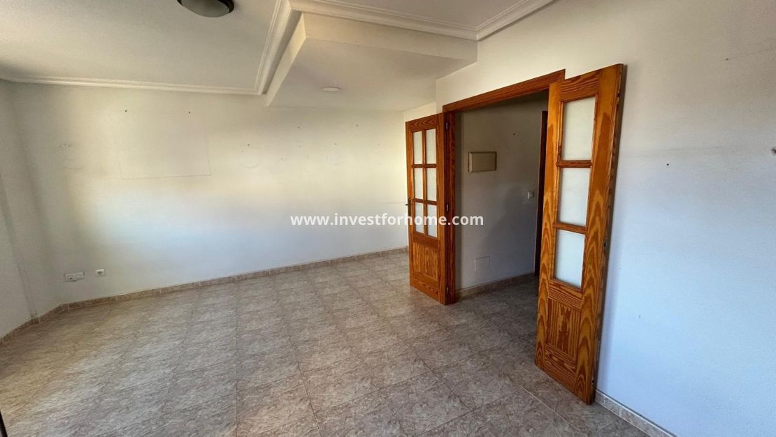 Reventa - Casa - Los Alcázares