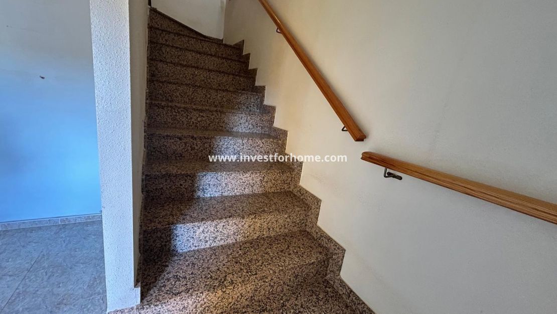 Reventa - Casa - Los Alcázares