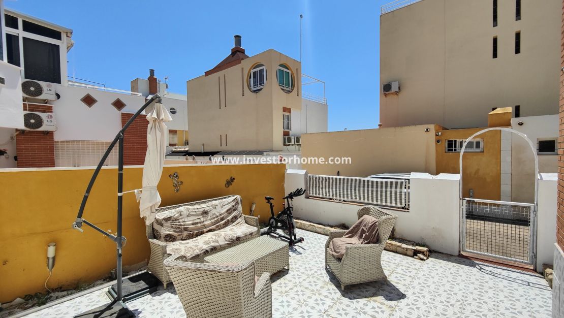 Reventa - Casa - Orihuela Costa - Costa Blanca