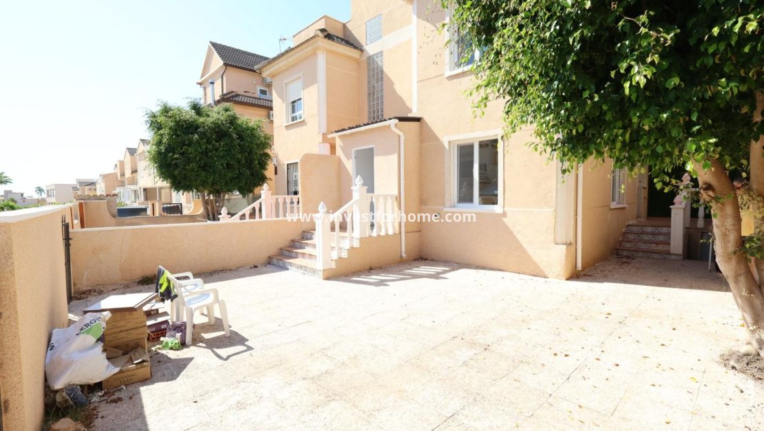 Reventa - Casa - Orihuela Costa - Costa Blanca