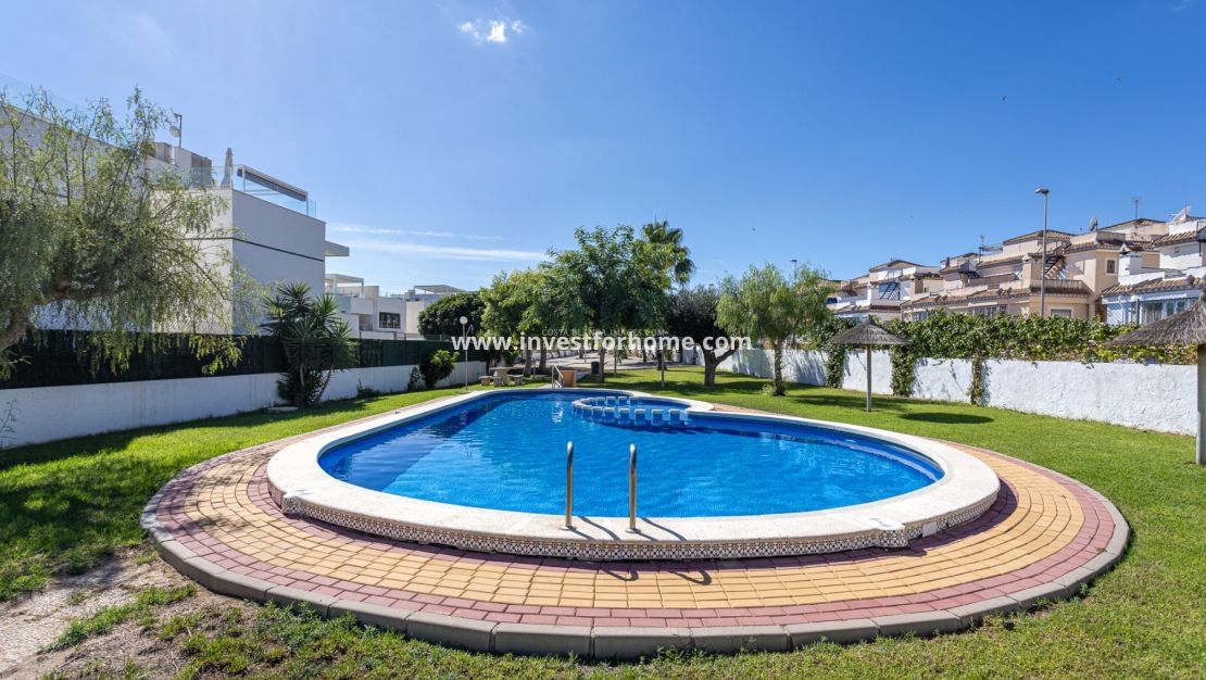 Reventa - Casa - Orihuela Costa - Costa Blanca