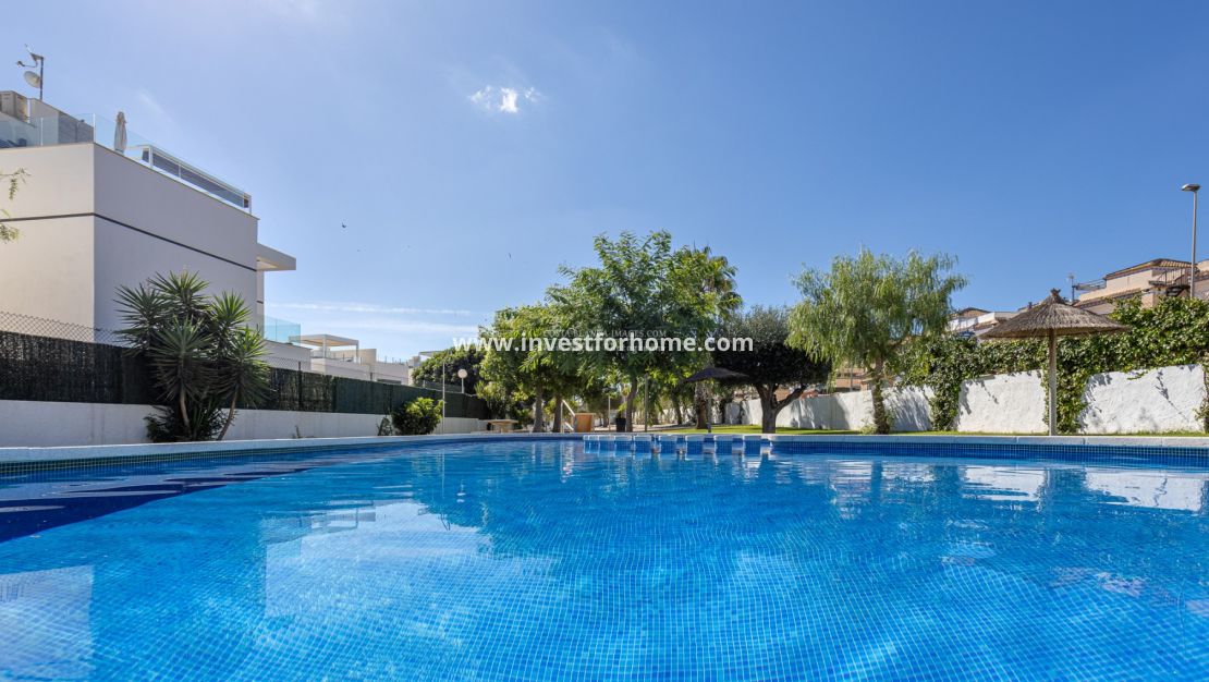 Reventa - Casa - Orihuela Costa - Costa Blanca