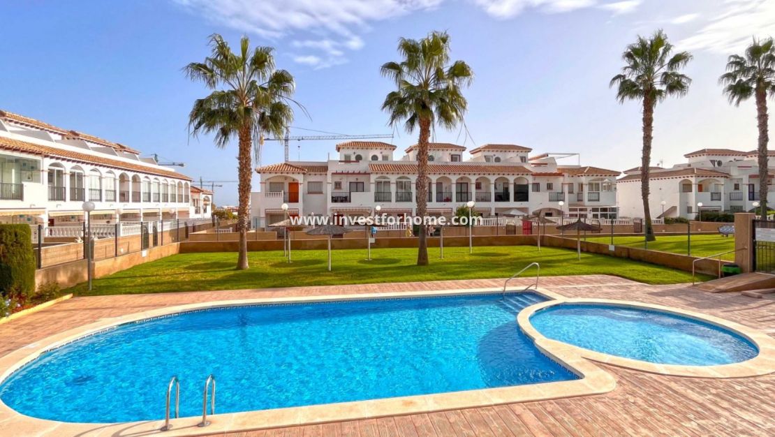 Reventa - Casa - Orihuela Costa - Costa Blanca